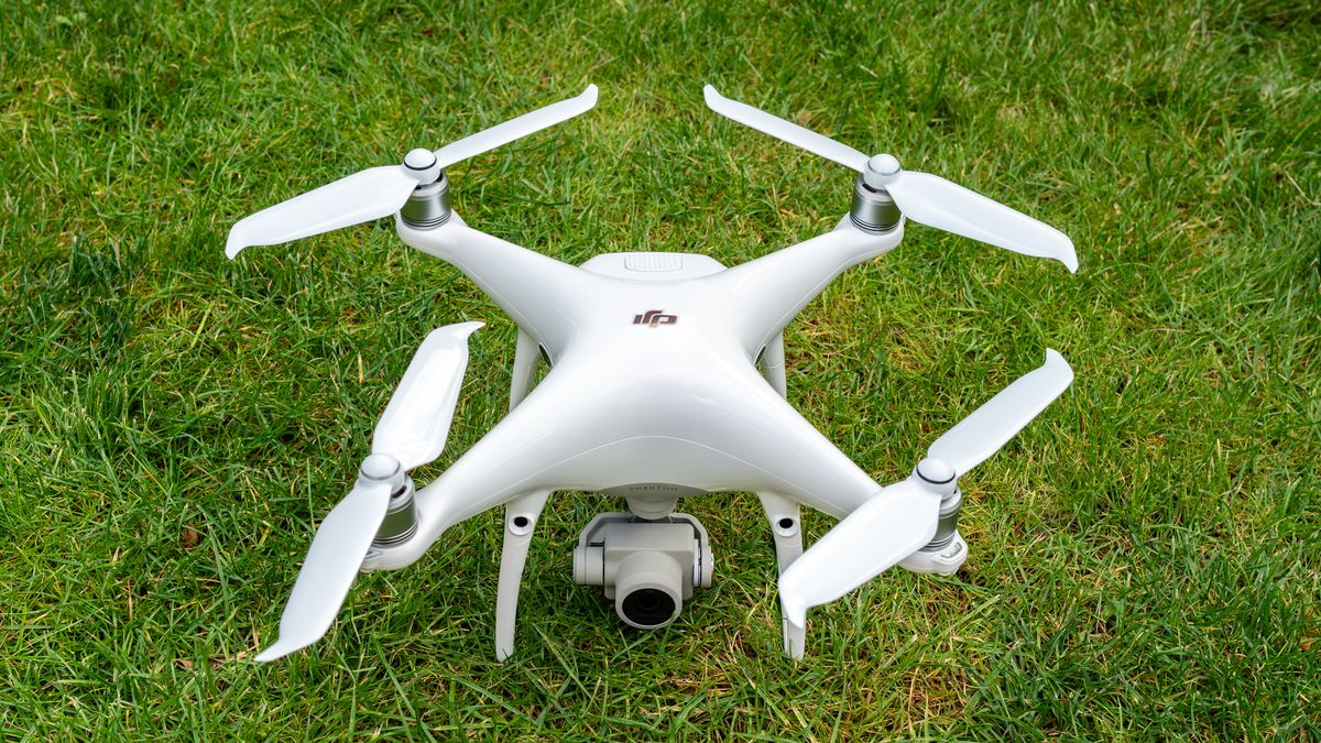 dji phantom 4.jpg